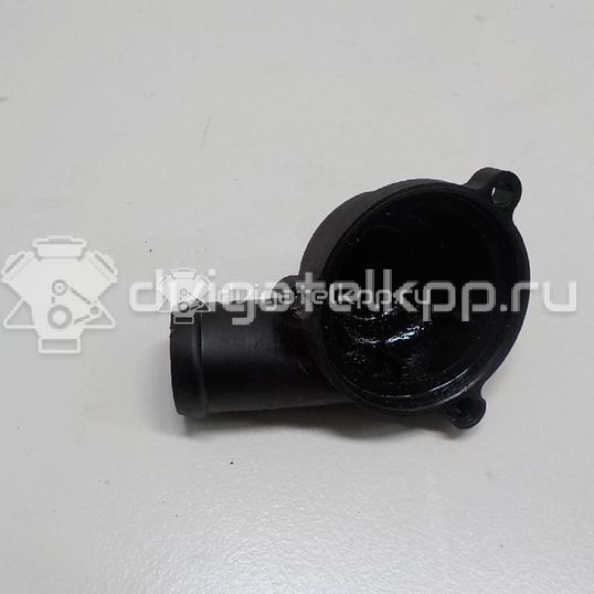 Фото Крышка термостата для двигателя CFNA для Volkswagen / Vw (Svw) 105 л.с 16V 1.6 л бензин 03C121121D