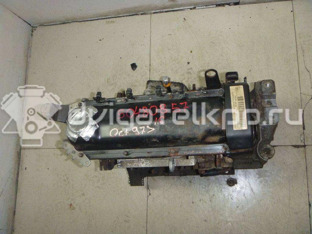 Фото Контрактный (б/у) двигатель AKL для Volkswagen / Seat 101 л.с 8V 1.6 л бензин 06A100098X {forloop.counter}}