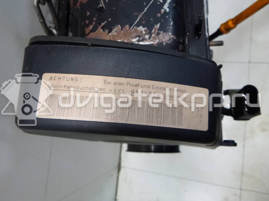 Фото Контрактный (б/у) двигатель AKL для Volkswagen / Seat 101 л.с 8V 1.6 л бензин 06A100098X {forloop.counter}}