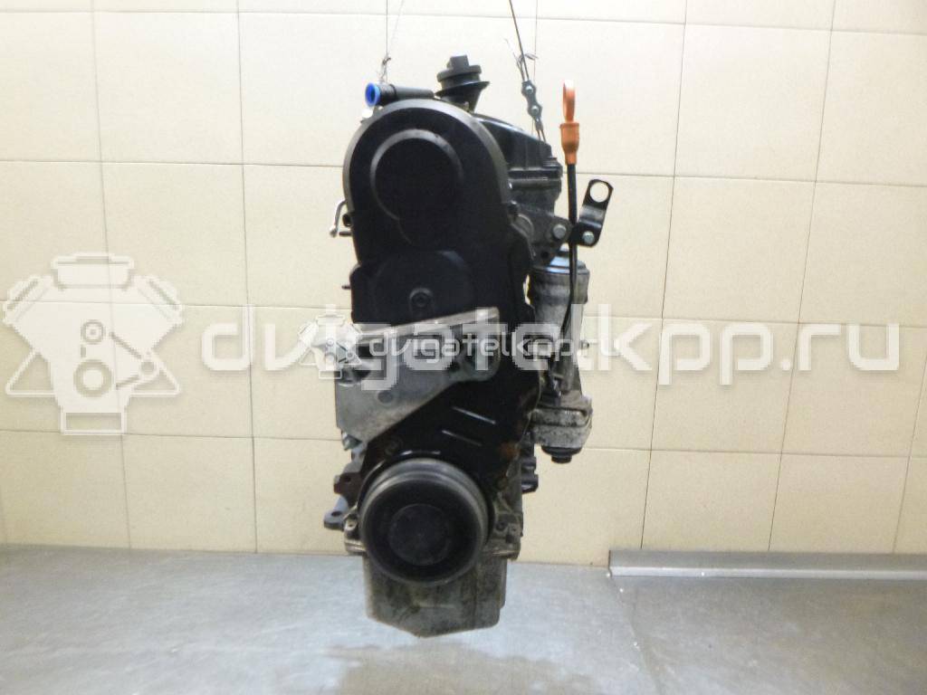 Фото Контрактный (б/у) двигатель AMX для Volkswagen Passat 193 л.с 30V 2.8 л бензин 038100042K {forloop.counter}}