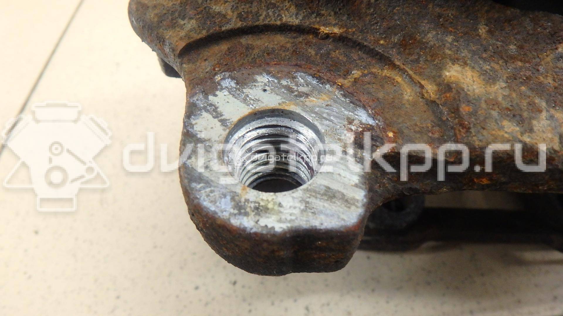 Фото Суппорт тормозной передний левый  LR015387 для Land Rover Freelander / Range Rover / Discovery {forloop.counter}}