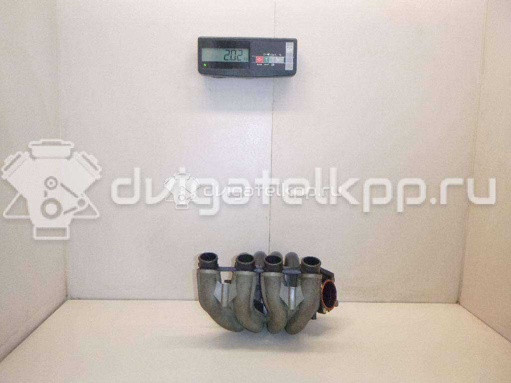 Фото Коллектор впускной для двигателя AZM для Volkswagen Passat 116 л.с 8V 2.0 л бензин 06B133205G {forloop.counter}}