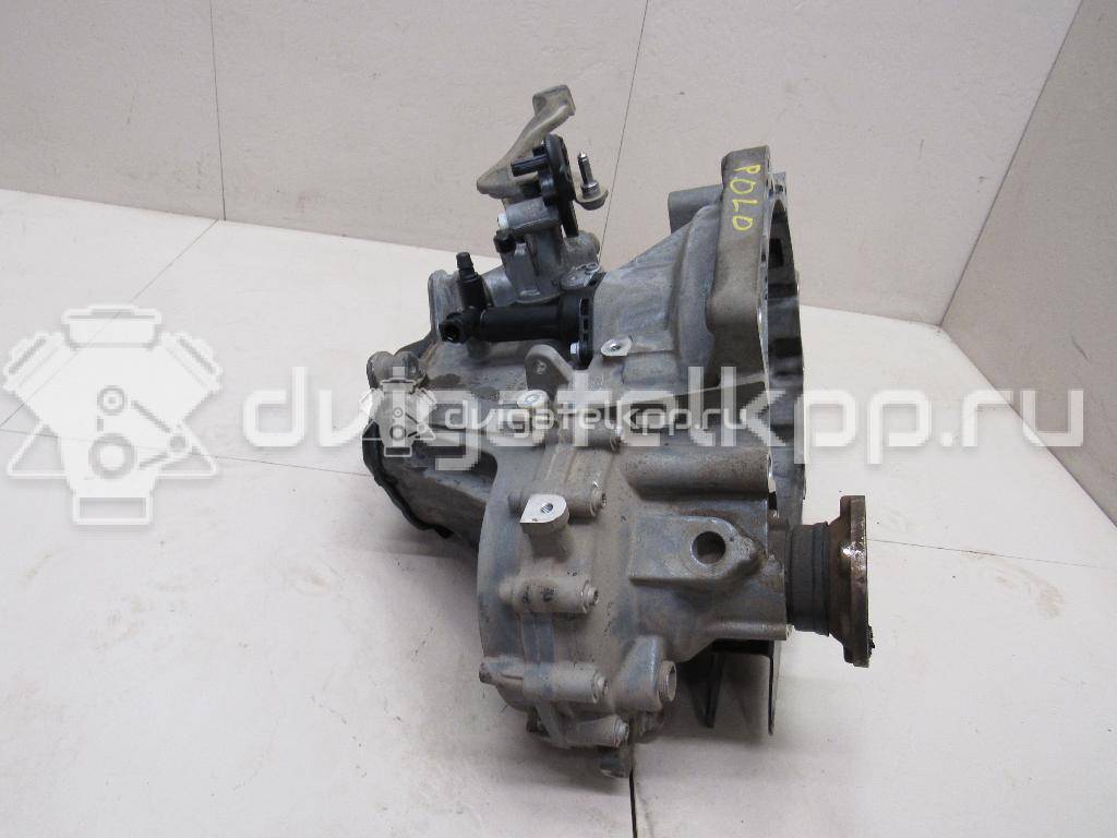 Фото Контрактная (б/у) МКПП для Volkswagen / Skoda / Seat 110 л.с 16V 1.6 л CWVA бензин 02T300048L {forloop.counter}}