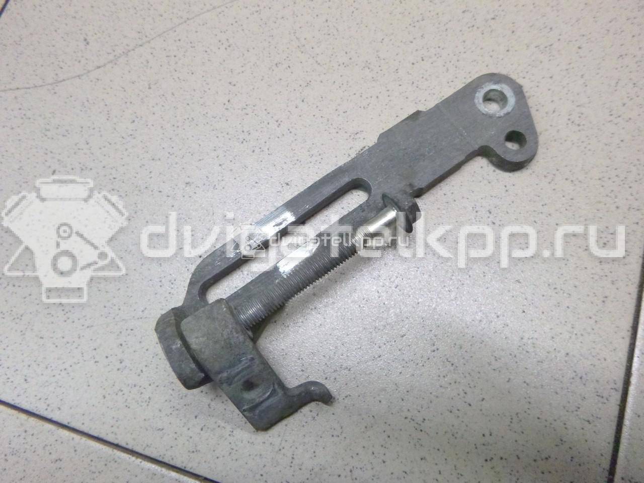 Фото Кронштейн генератора для двигателя M16A для Maruti Suzuki / Suzuki / Fiat 106-120 л.с 16V 1.6 л бензин 1156064J00 {forloop.counter}}