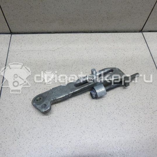 Фото Кронштейн генератора для двигателя M16A для Maruti Suzuki / Suzuki 99-142 л.с 16V 1.6 л бензин 1156064J00