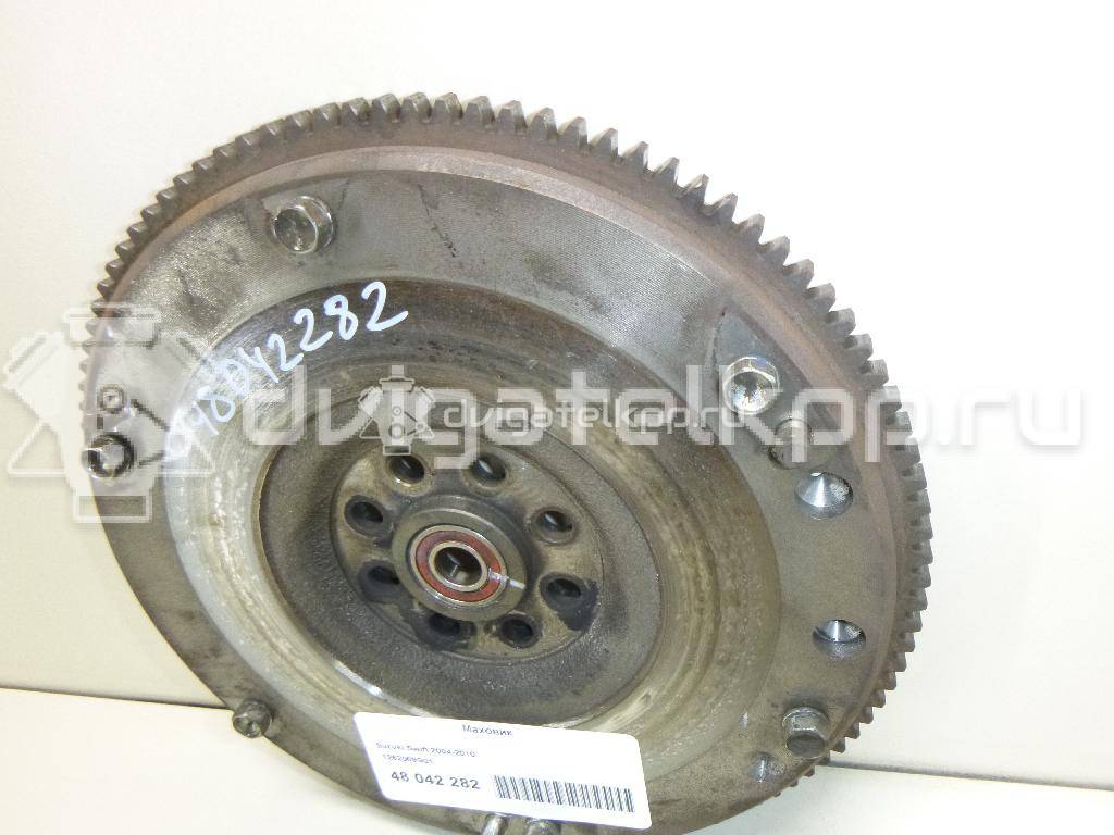 Фото Маховик для двигателя M13A для Suzuki / Chevrolet 82-94 л.с 16V 1.3 л бензин 1262069G01 {forloop.counter}}