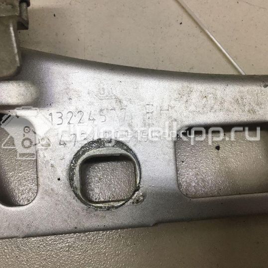 Фото Петля капота правая  13224577 для Opel Zafira