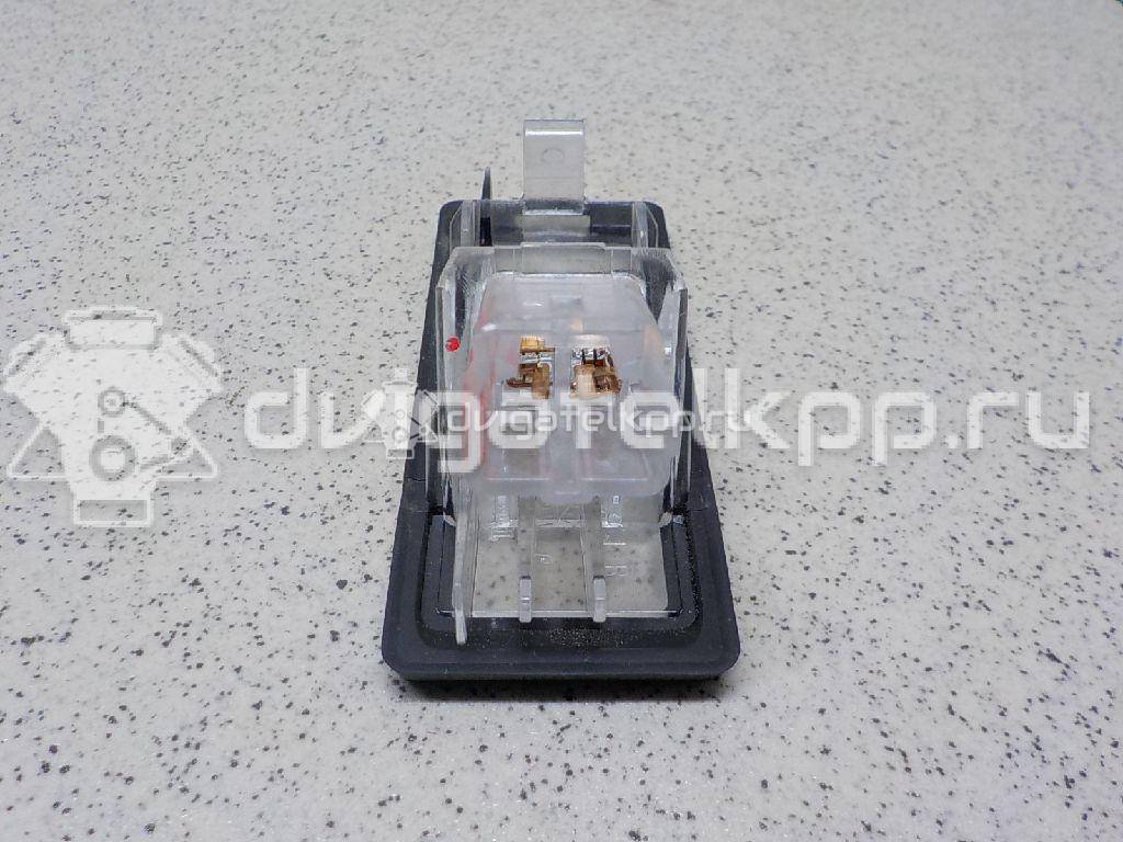 Фото Фонарь подсветки номера  8200013577 для Renault Modus Grand F Jp0 / Megane / Clio / Laguna / Scénic {forloop.counter}}