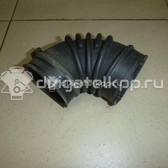 Фото Патрубок воздушного фильтра для двигателя M13A для Subaru / Suzuki / Chevrolet 82-94 л.с 16V 1.3 л бензин 1388163J00