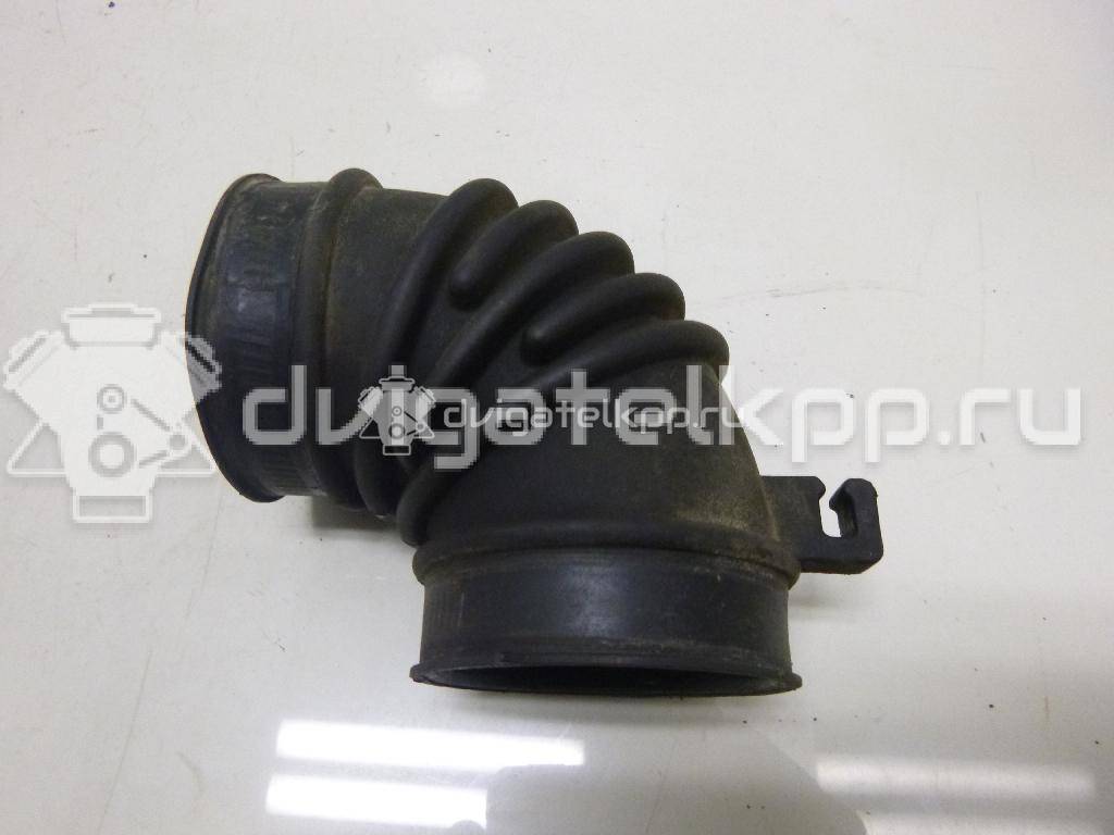 Фото Патрубок воздушного фильтра для двигателя M13A для Subaru / Suzuki / Chevrolet 82-94 л.с 16V 1.3 л бензин 1388163J00 {forloop.counter}}