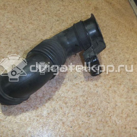 Фото Патрубок воздушного фильтра для двигателя M15A для Subaru / Suzuki / Chevrolet / Holden 99-109 л.с 16V 1.5 л бензин 1376657K00