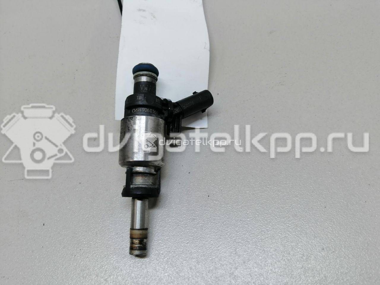 Фото Форсунка инжекторная электрическая  06H906036G для Seat Leon / Alhambra / Altea / Exeo {forloop.counter}}