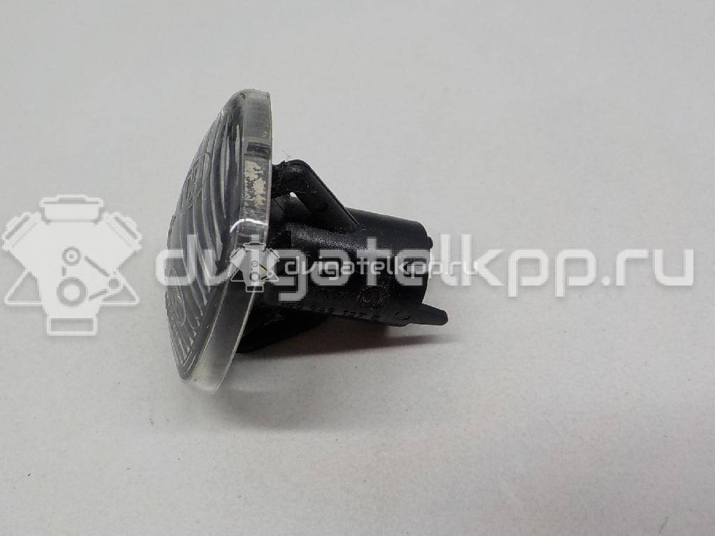 Фото Повторитель на крыло белый  1U0949127B для Skoda Roomster 5J / Octaviaii 1Z3 / Fabia / Octavia / Superb {forloop.counter}}