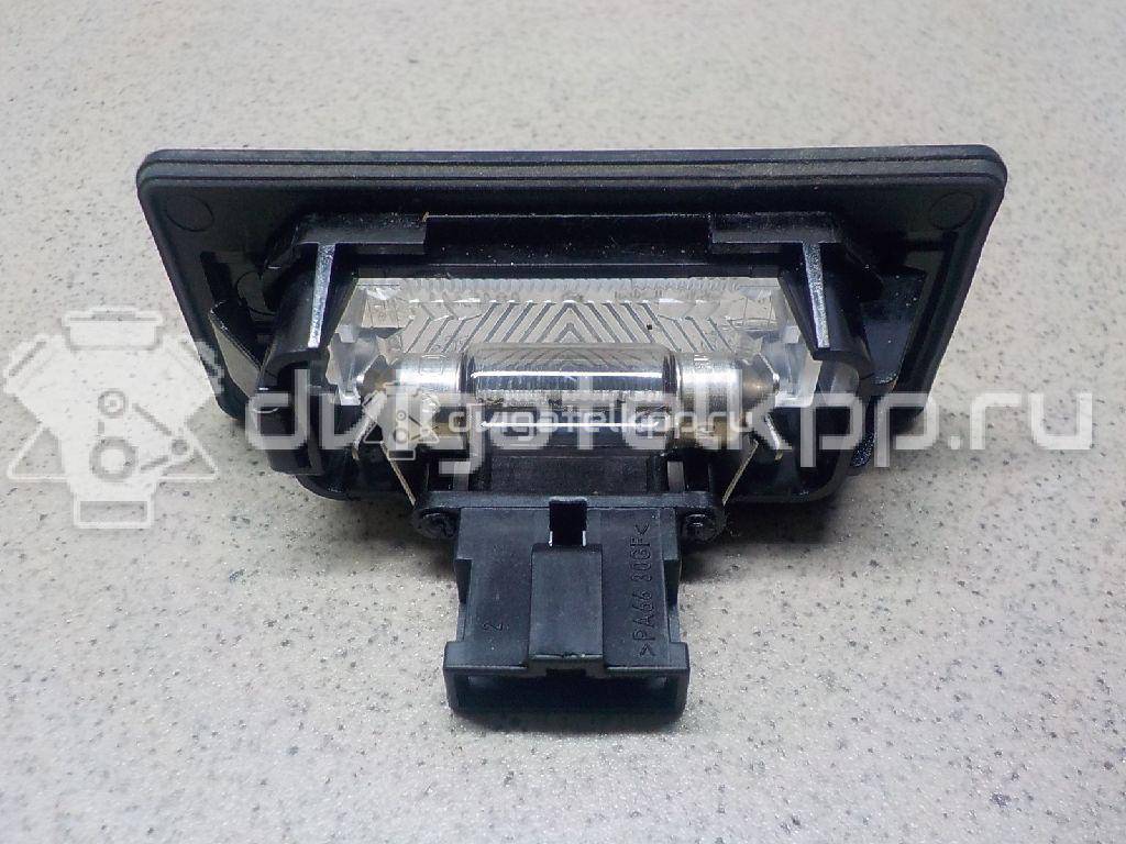 Фото Фонарь подсветки номера  8T0943021 для Skoda Fabia / Superb / Yeti 5L {forloop.counter}}