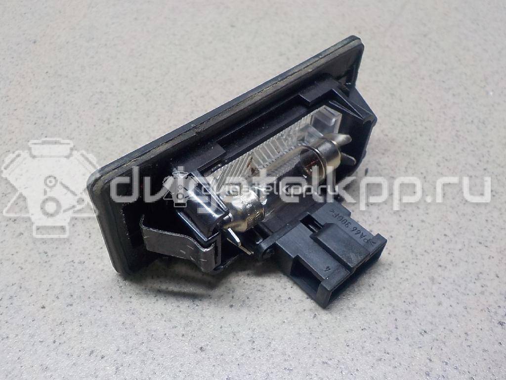 Фото Фонарь подсветки номера  8T0943021 для Skoda Fabia / Superb / Yeti 5L {forloop.counter}}