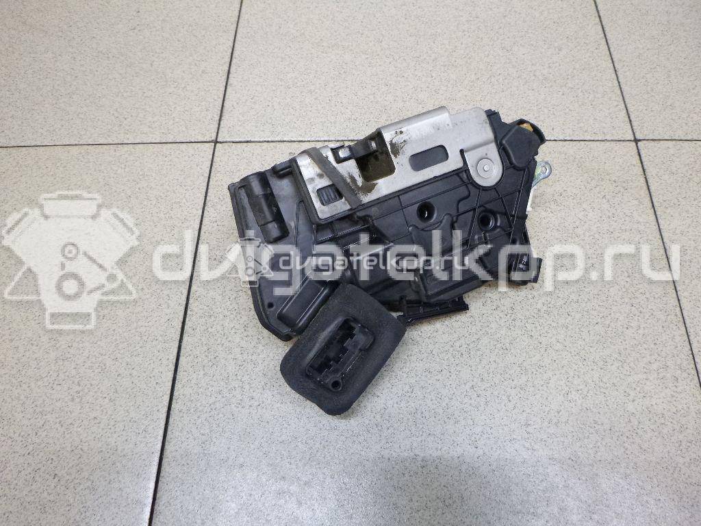 Фото Замок двери передней правой  5E1837016A для Skoda Octavia / Yeti 5L / Rapid {forloop.counter}}