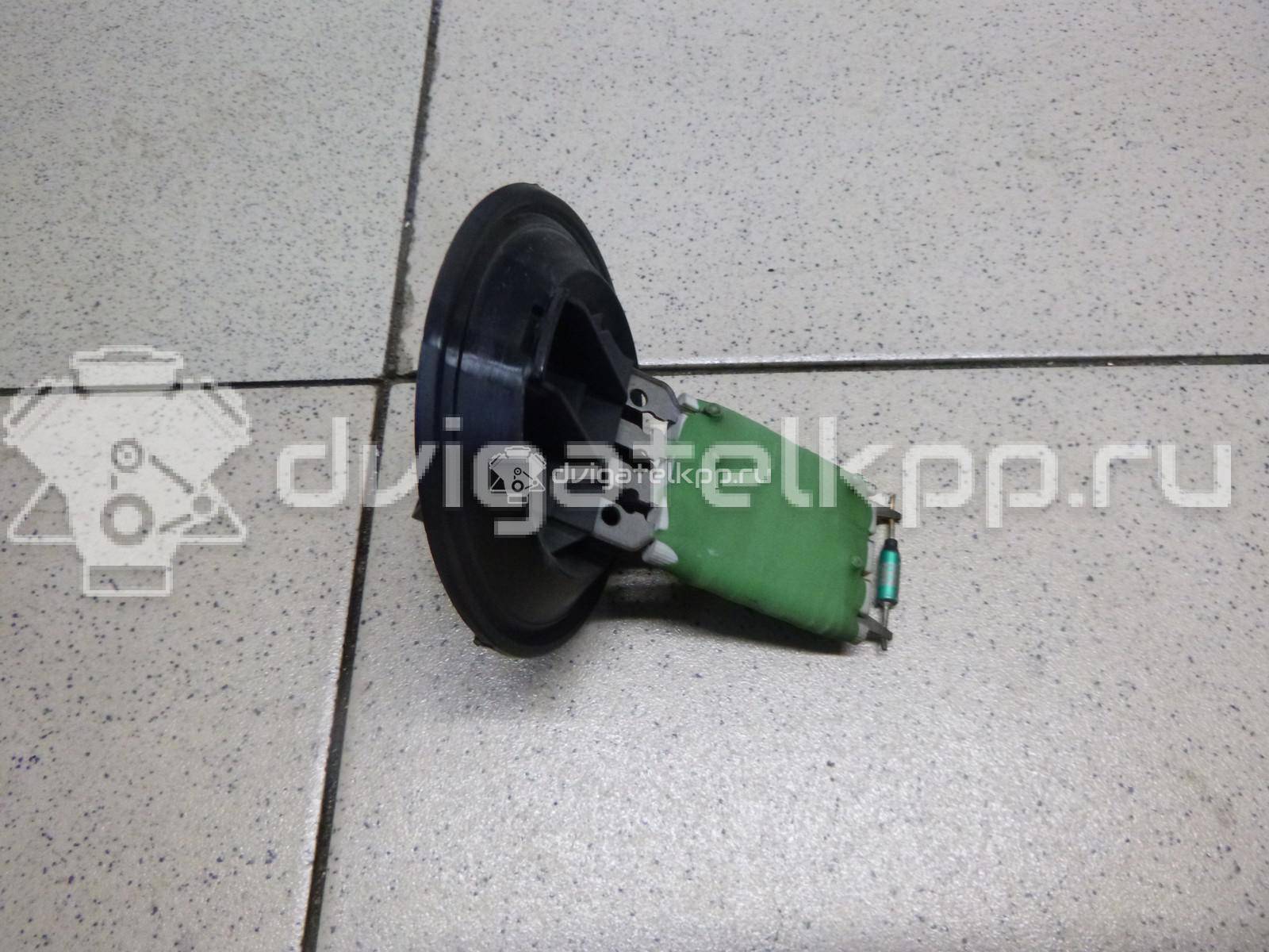 Фото Резистор отопителя  6Q0959263A для Skoda Roomster 5J / Fabia / Rapid {forloop.counter}}