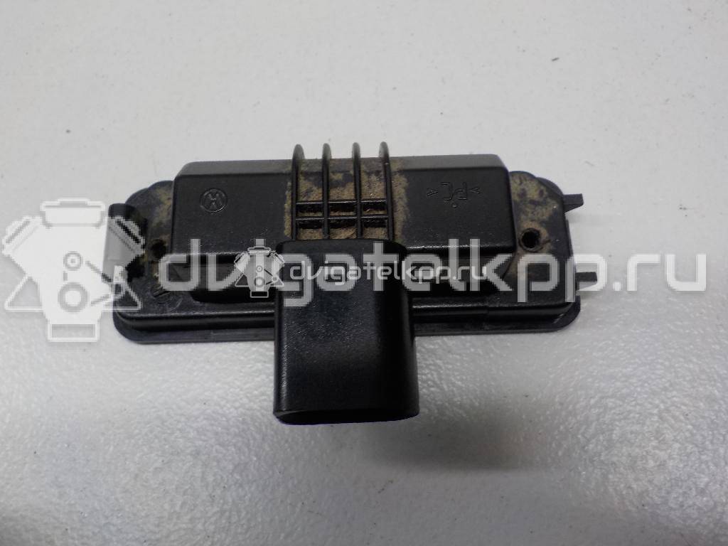 Фото Фонарь подсветки номера  1J6943021B для Volkswagen Scirocco / Touran / Amarok S1B / New Beetle / Bora {forloop.counter}}