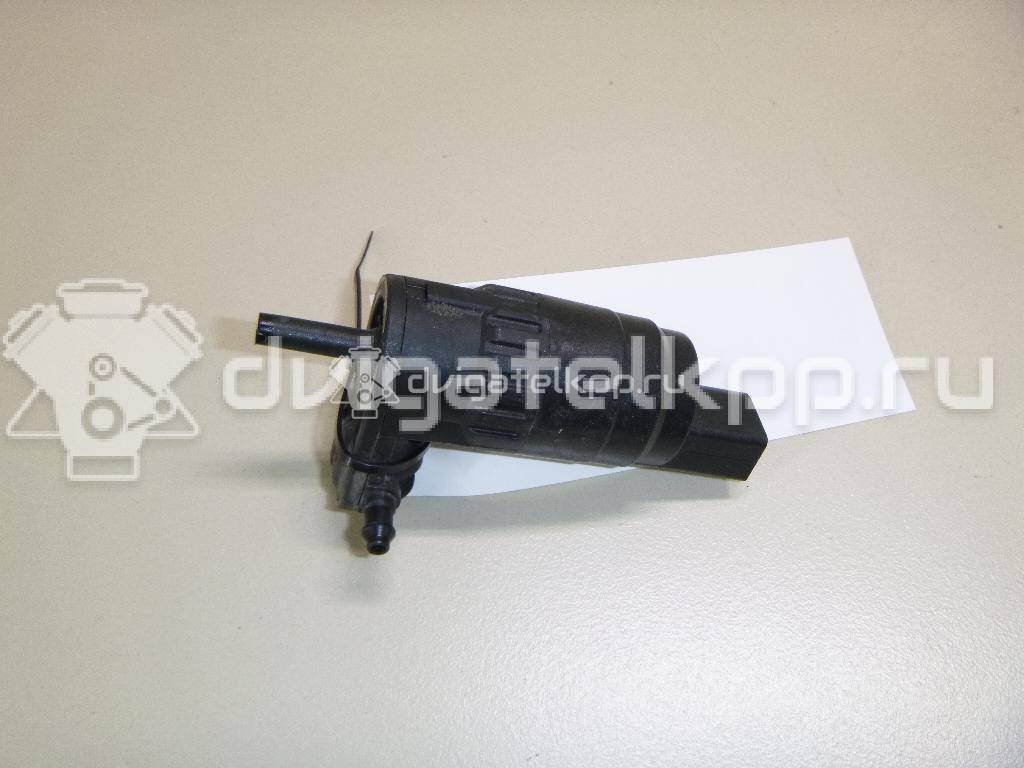 Фото Насос омывателя  1K6955651 для Volkswagen Scirocco / Tiguan / Touran / Up 121, 122, Bl1, Bl2 / Amarok S1B {forloop.counter}}