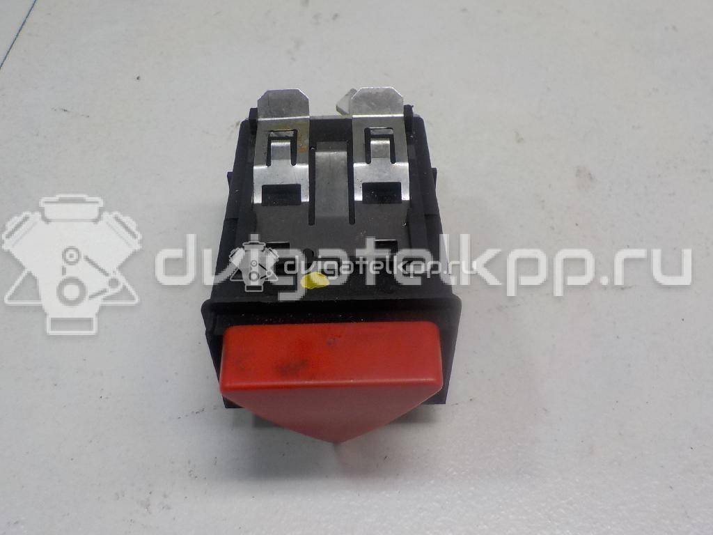 Фото Кнопка аварийной сигнализации  6N0953235 для Volkswagen Transporter / Polo / Lupo 6X1, 6E1 {forloop.counter}}