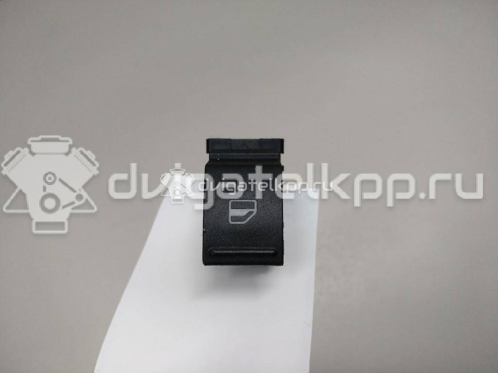 Фото Кнопка стеклоподъемника  1F0959855REH для Volkswagen Scirocco / Tiguan / Touran / Amarok S1B / Cc {forloop.counter}}