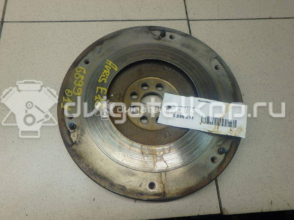 Фото Маховик для двигателя 1NR-FE для Daihatsu / Toyota 95-99 л.с 16V 1.3 л бензин 1340547020 {forloop.counter}}