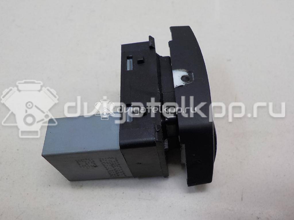 Фото Кнопка стеклоподъемника  1Z0959856 для vw Polo (HB) {forloop.counter}}