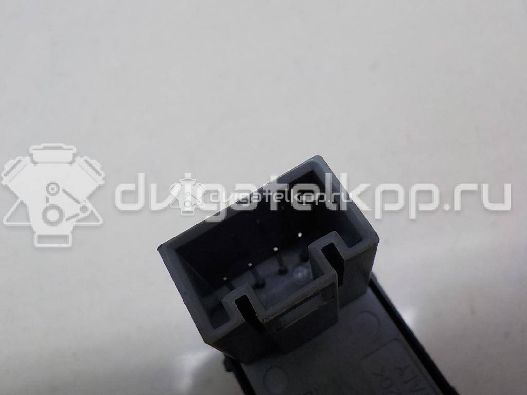 Фото Кнопка стеклоподъемника  1Z0959856 для vw Polo (HB) {forloop.counter}}