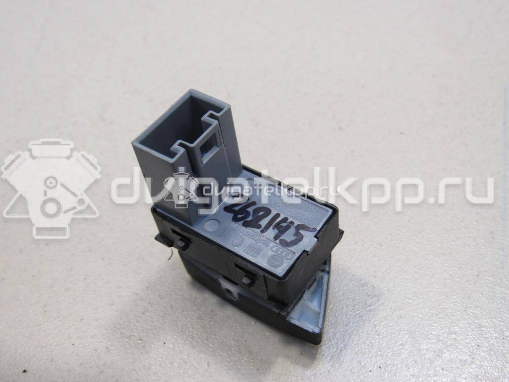 Фото Кнопка стеклоподъемника  1Z0959856 для vw Polo (HB) {forloop.counter}}