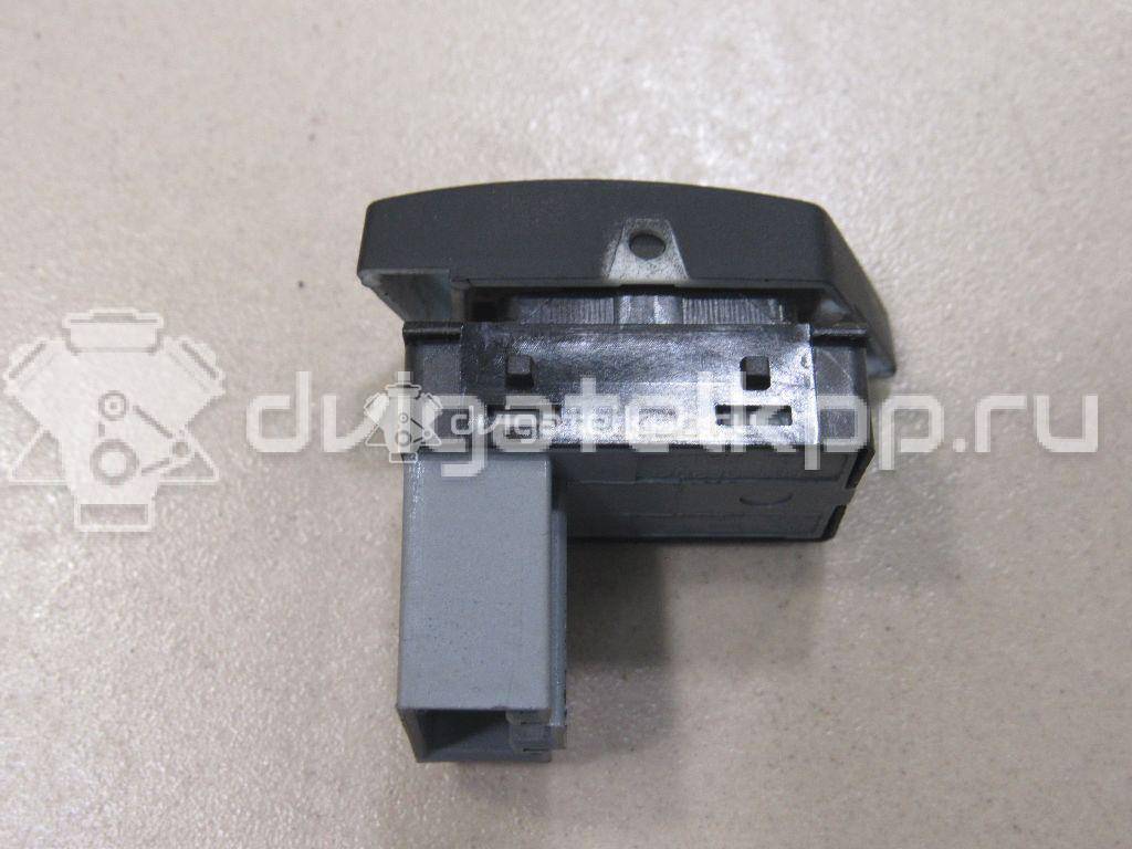 Фото Кнопка стеклоподъемника  1Z0959856 для vw Polo (HB) {forloop.counter}}