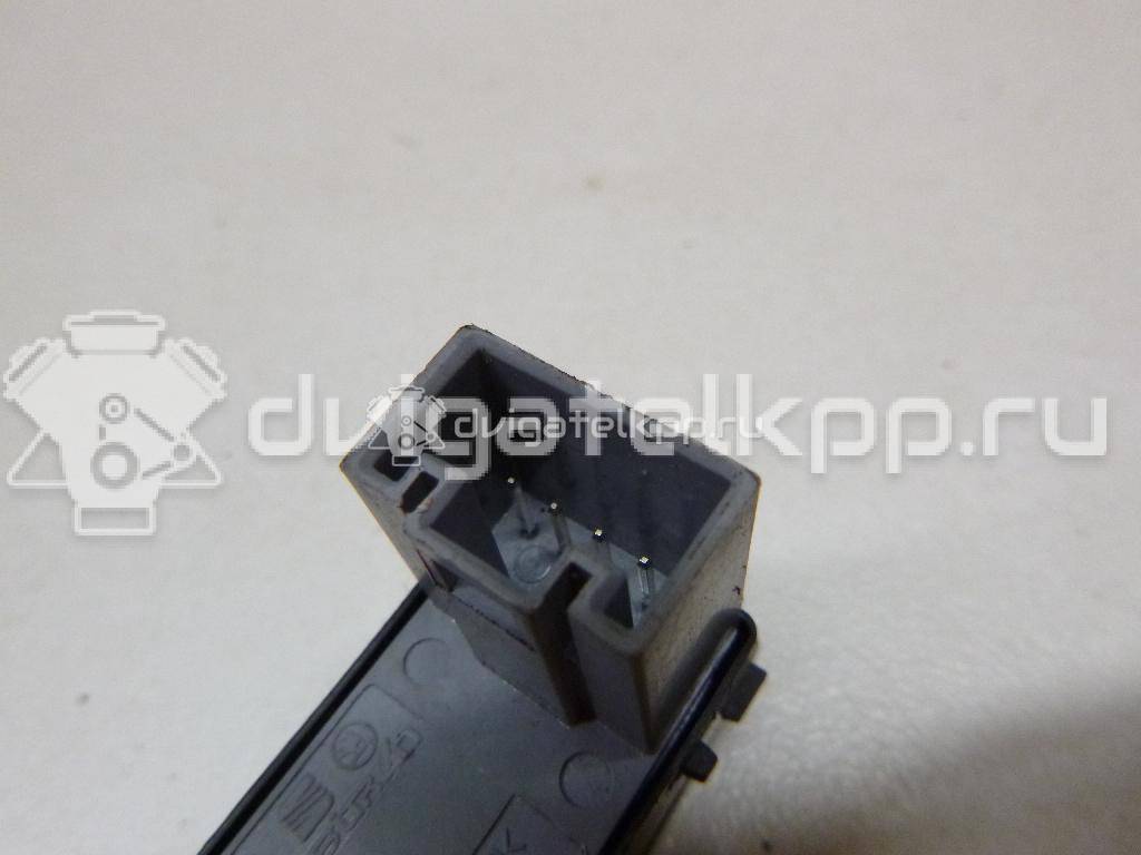 Фото Кнопка стеклоподъемника  1Z0959856 для vw Polo (HB) {forloop.counter}}