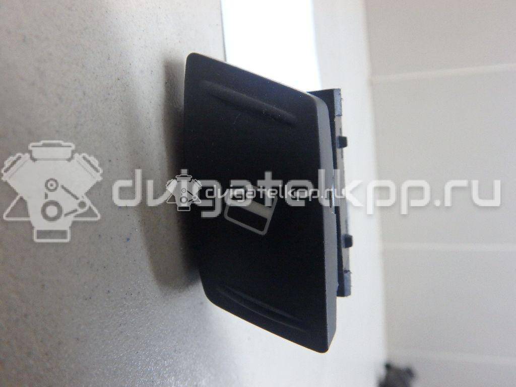 Фото Кнопка стеклоподъемника  1Z0959856 для vw Polo (HB) {forloop.counter}}