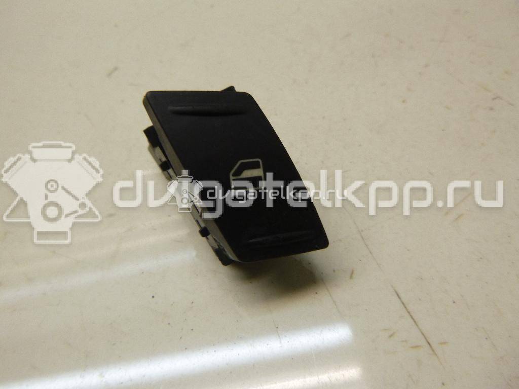 Фото Кнопка стеклоподъемника  1Z0959856 для vw Polo (HB) {forloop.counter}}