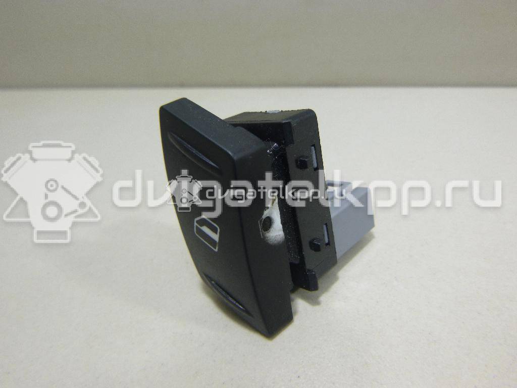 Фото Кнопка стеклоподъемника  1Z0959856 для vw Polo (HB) {forloop.counter}}