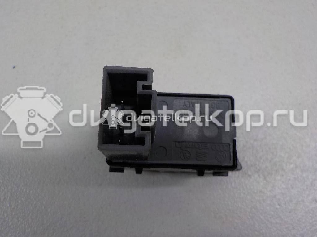 Фото Кнопка стеклоподъемника  1Z0959856 для vw Polo (HB) {forloop.counter}}