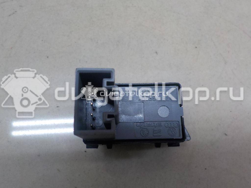 Фото Кнопка стеклоподъемника  1Z0959856 для vw Polo (HB) {forloop.counter}}