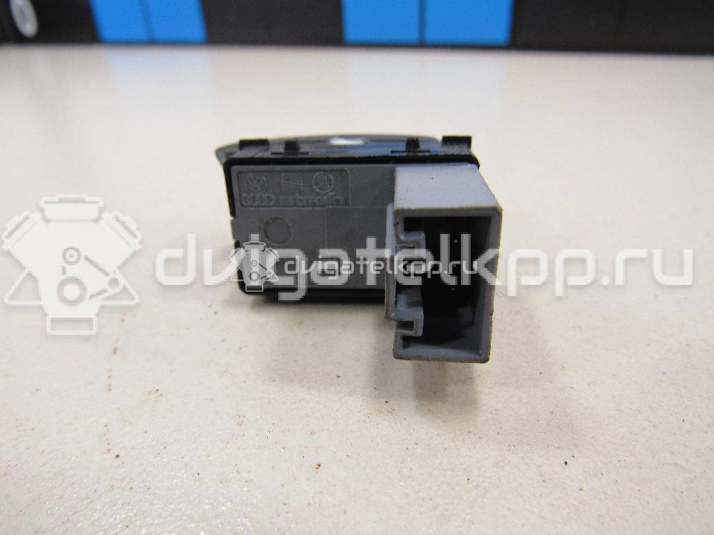 Фото Кнопка стеклоподъемника  1Z0959856 для vw Polo (HB) {forloop.counter}}