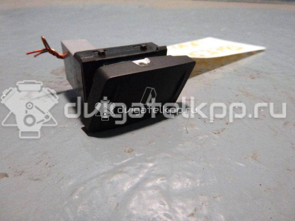 Фото Кнопка стеклоподъемника  1Z0959856 для vw Polo (HB) {forloop.counter}}