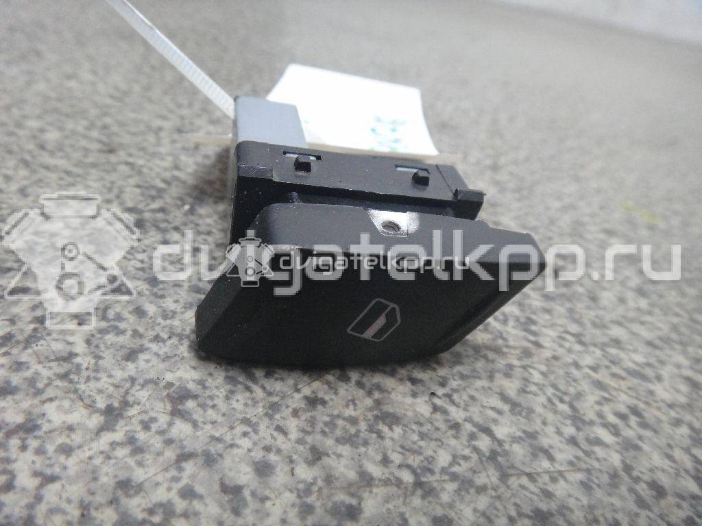 Фото Кнопка стеклоподъемника  1Z0959856 для vw Polo (HB) {forloop.counter}}