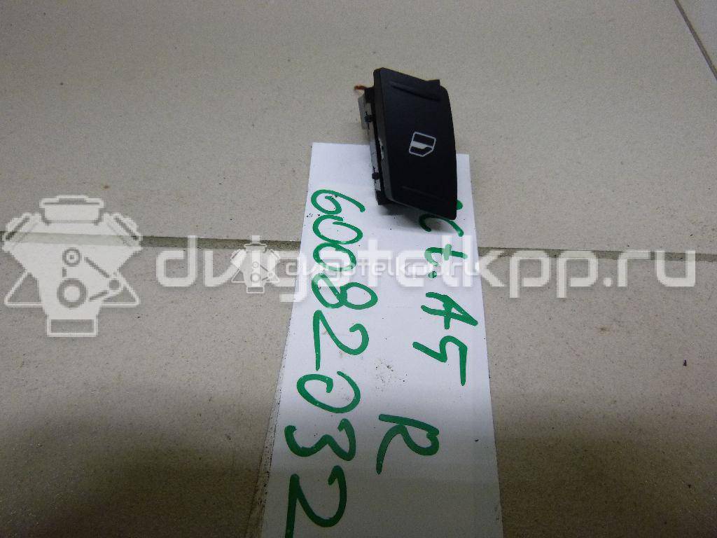 Фото Кнопка стеклоподъемника  1Z0959856 для vw Polo (HB) {forloop.counter}}