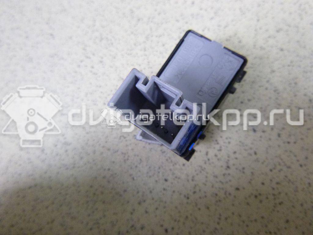 Фото Кнопка стеклоподъемника  1Z0959856 для vw Polo (HB) {forloop.counter}}