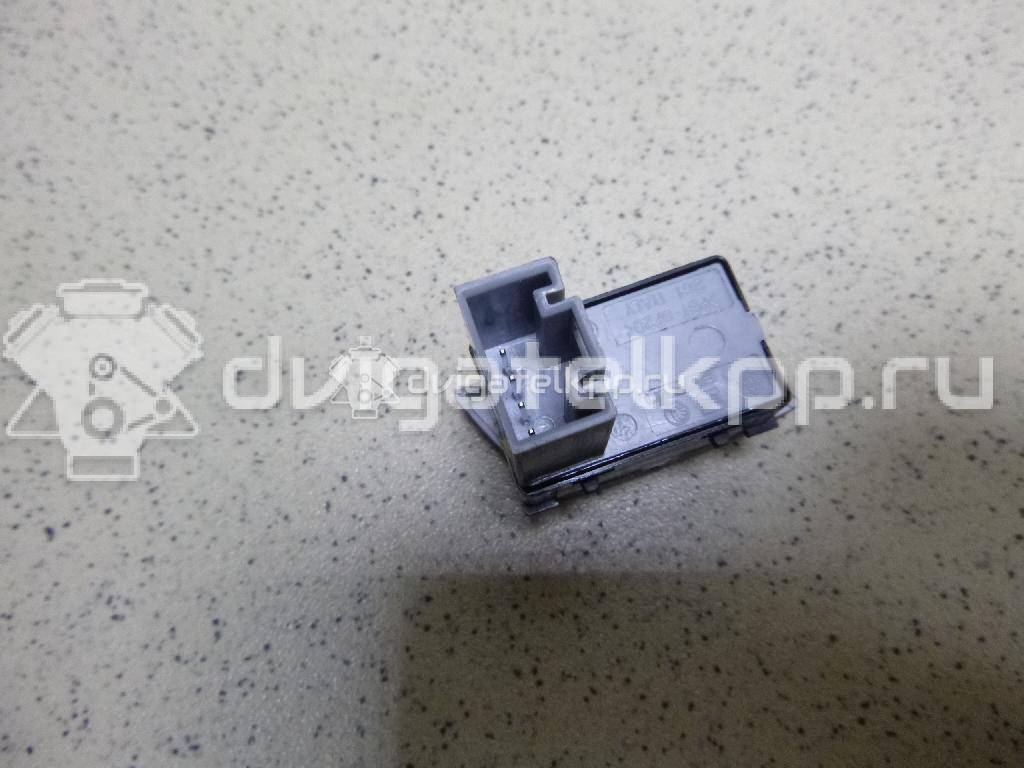 Фото Кнопка стеклоподъемника  1Z0959856 для vw Polo (HB) {forloop.counter}}