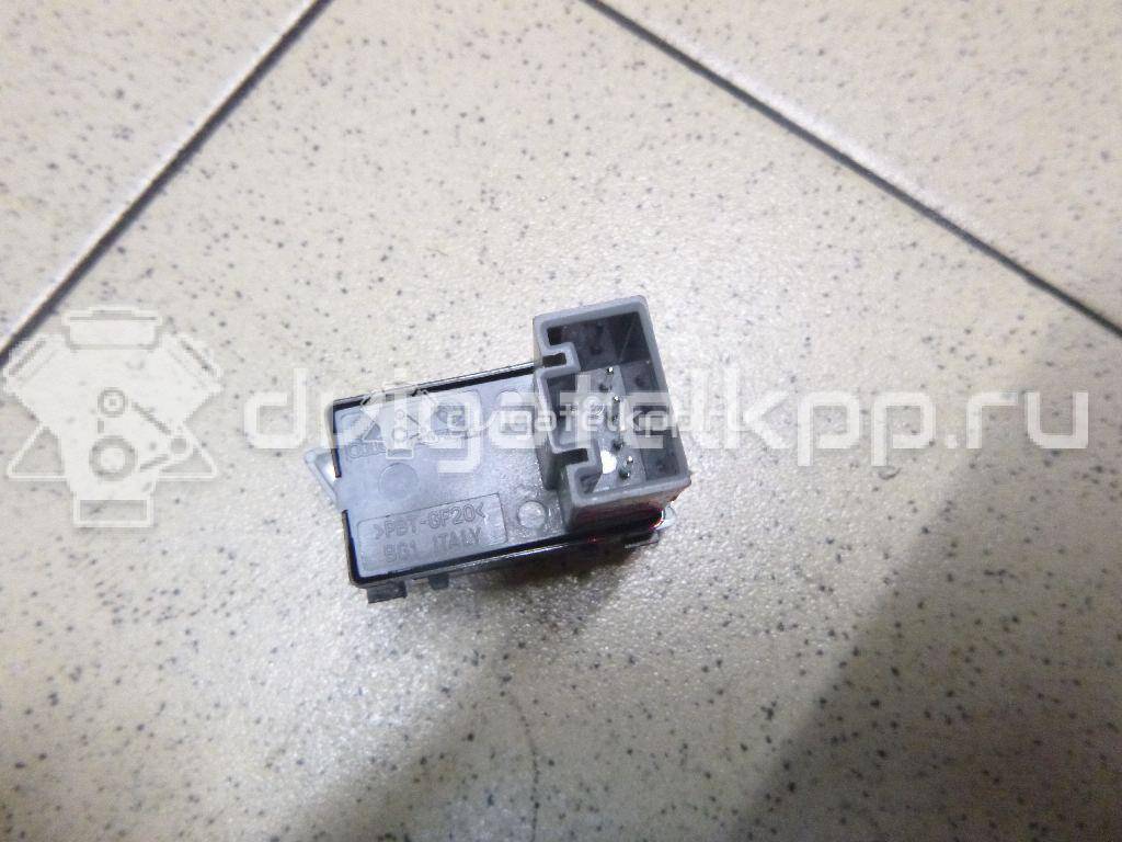 Фото Кнопка стеклоподъемника  1Z0959856 для vw Polo (HB) {forloop.counter}}