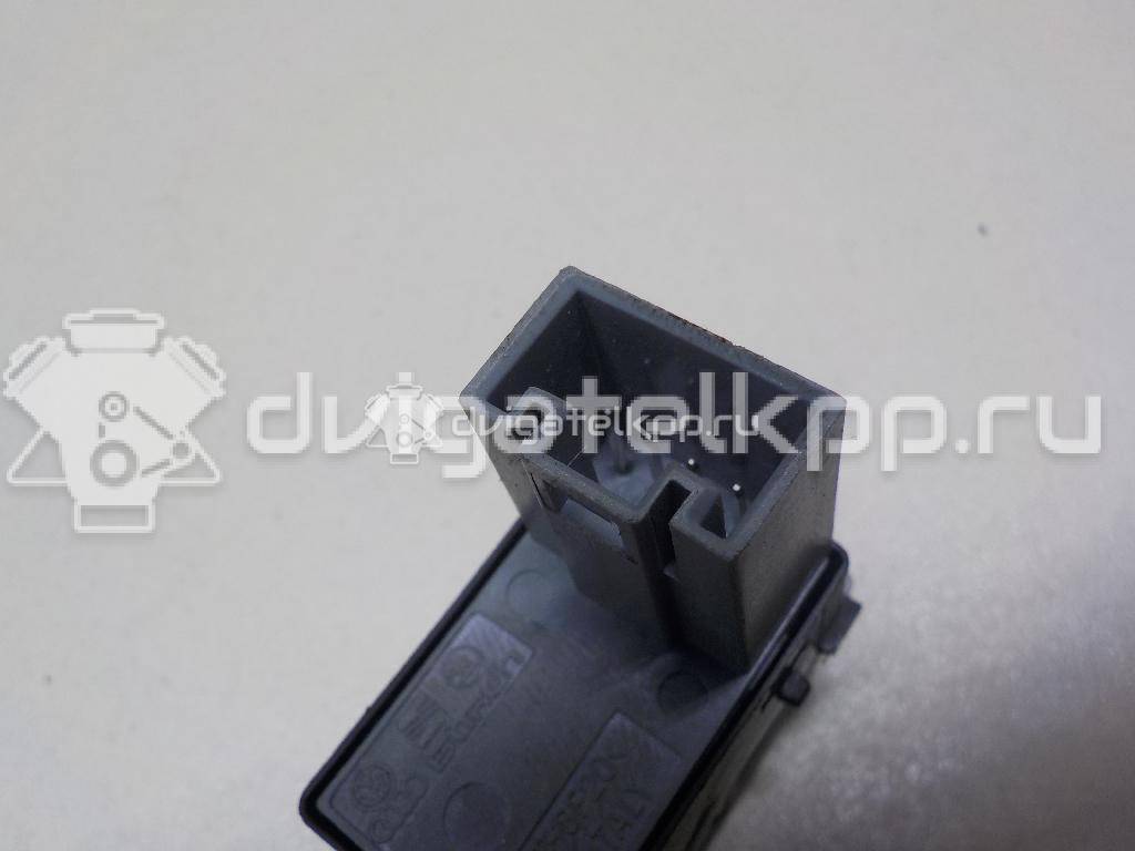 Фото Кнопка стеклоподъемника  1Z0959856 для vw Polo (HB) {forloop.counter}}