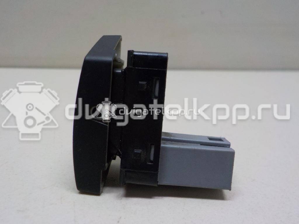 Фото Кнопка стеклоподъемника  1Z0959856 для vw Polo (HB) {forloop.counter}}