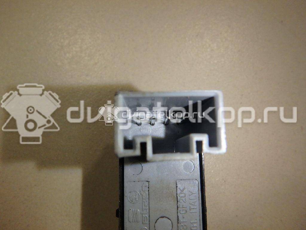 Фото Кнопка стеклоподъемника  1Z0959856 для vw Polo (HB) {forloop.counter}}