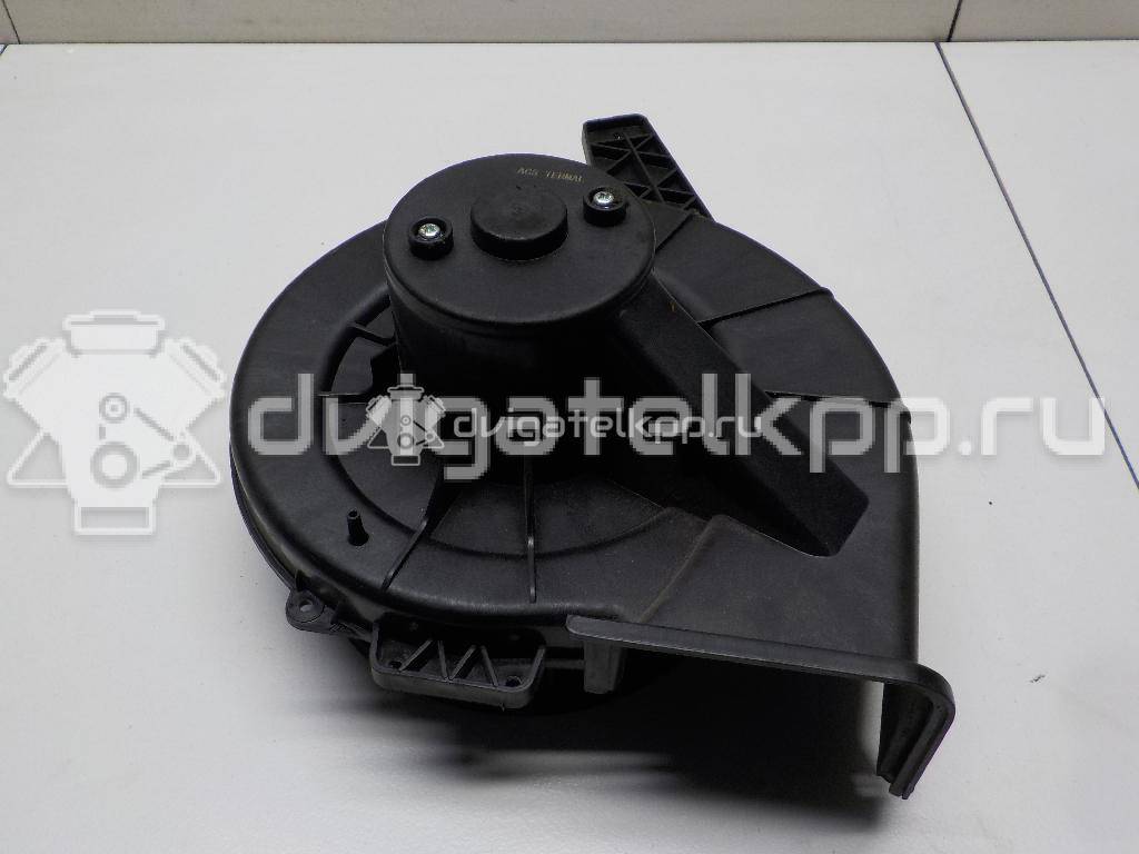 Фото Моторчик отопителя  6R1819015 для Volkswagen Fox 5Z1, 5Z3 / Jetta / Polo / Golf {forloop.counter}}