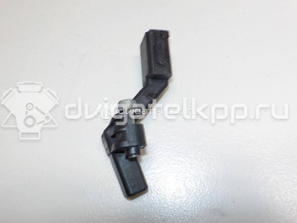 Фото Датчик положения коленвала  032906433 для Volkswagen Scirocco / Tiguan / Touran / Amarok S1B / New Beetle {forloop.counter}}