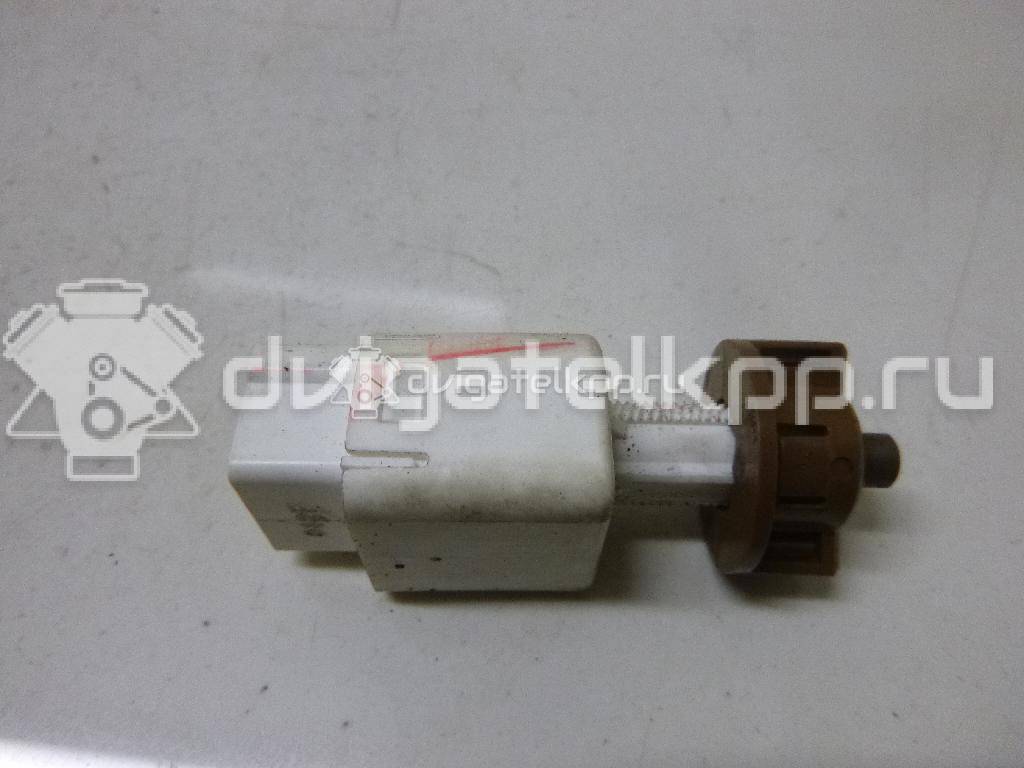 Фото Датчик включения стопсигнала  8434019025 для Toyota Dyna / Iq J1 / Land Cruiser / Hiace / Avensis {forloop.counter}}