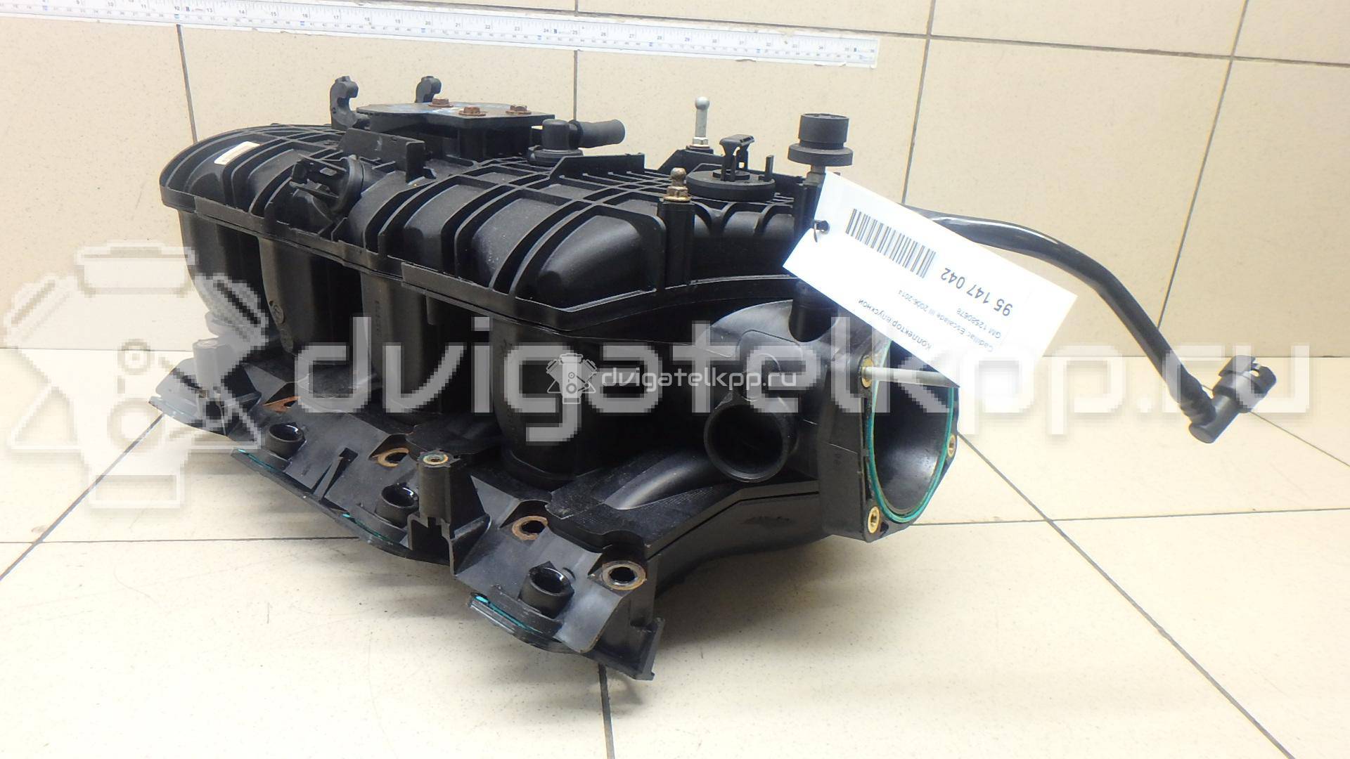 Фото Коллектор впускной для двигателя L92 для Cadillac / Gmc / Hummer 403-409 л.с 16V 6.2 л бензин 12580678 {forloop.counter}}